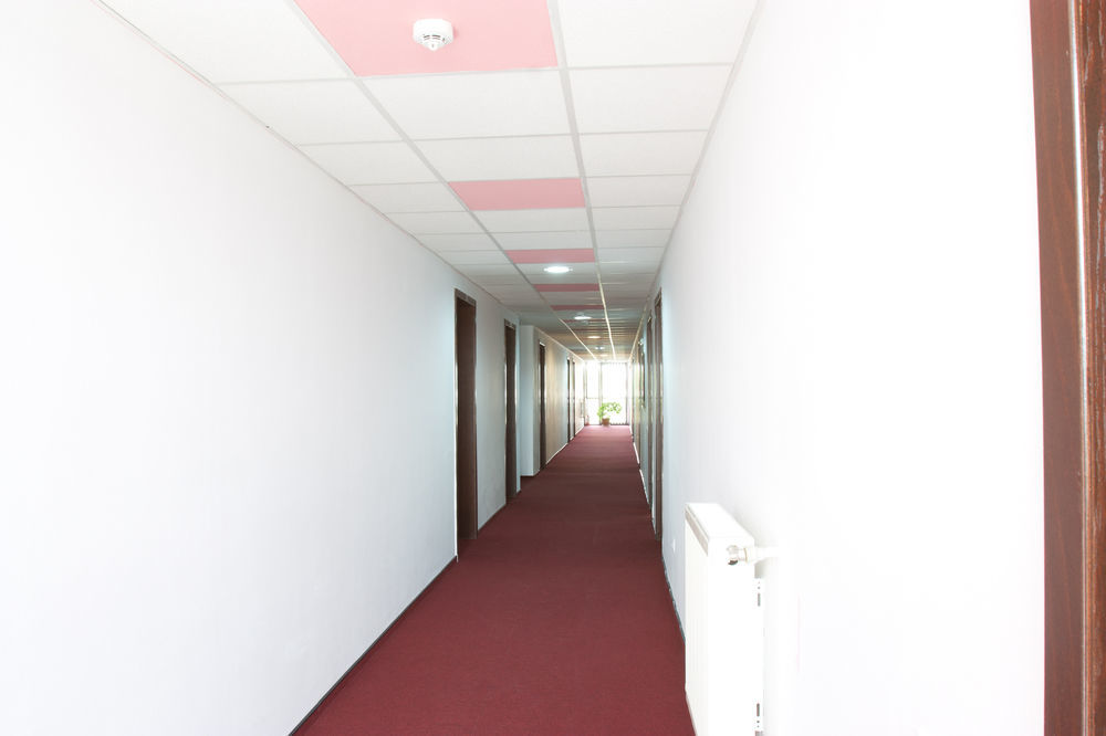 Denisa Hotel Otopeni Eksteriør bilde